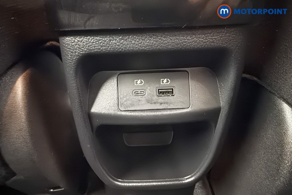Nissan Juke Tekna Automatic Petrol SUV - Stock Number (1634292) - 18th supplementary image