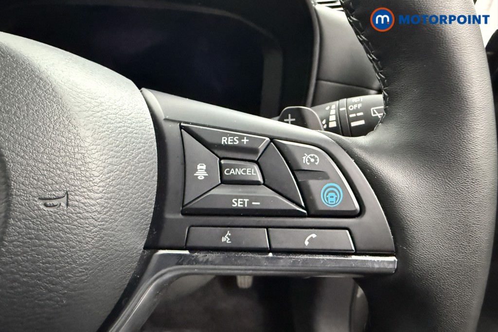 Nissan Juke Tekna Automatic Petrol SUV - Stock Number (1634294) - 4th supplementary image