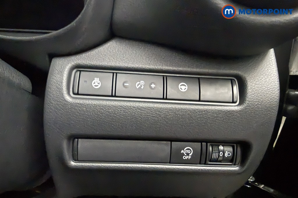 Nissan Juke Tekna Automatic Petrol SUV - Stock Number (1634294) - 5th supplementary image