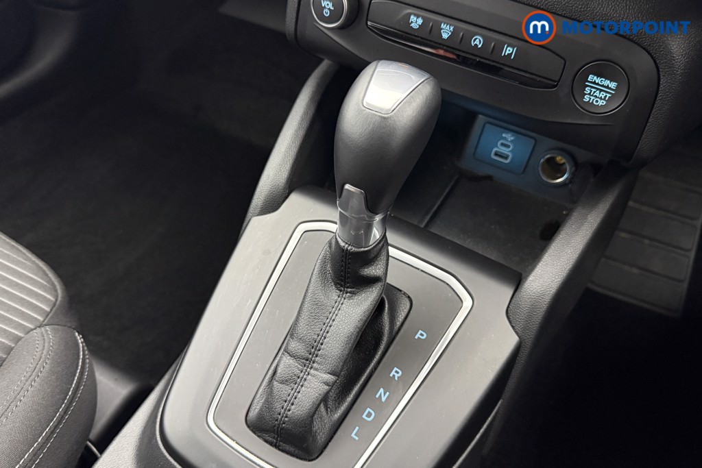 Ford Focus Titanium Automatic Petrol Hatchback - Stock Number (1634554) - 6th supplementary image