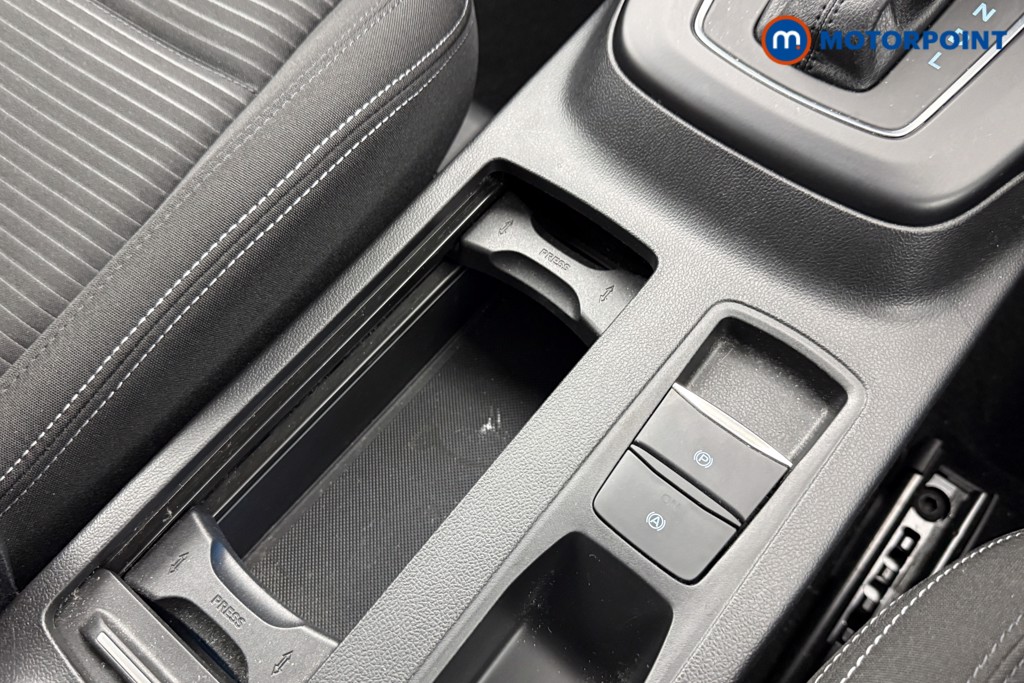 Ford Focus Titanium Automatic Petrol Hatchback - Stock Number (1634554) - 7th supplementary image