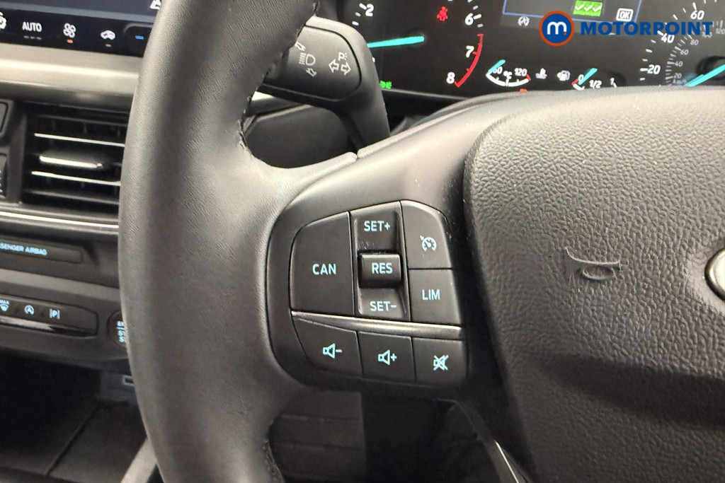 Ford Focus Titanium Automatic Petrol Hatchback - Stock Number (1634554) - 8th supplementary image
