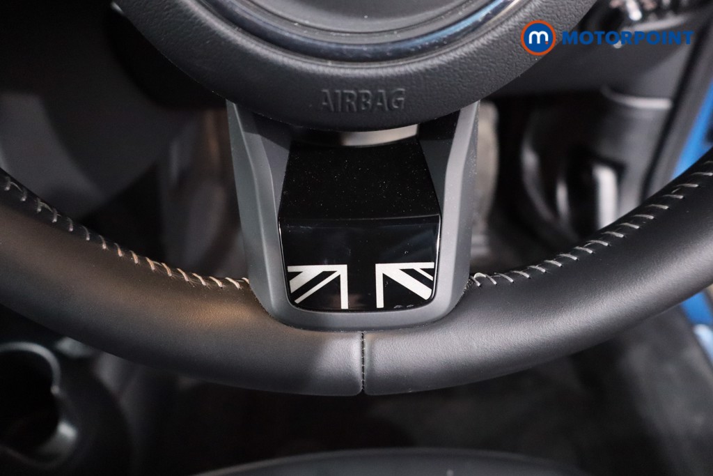 Mini Hatchback Cooper Exclusive Automatic Petrol Hatchback - Stock Number (1634613) - 14th supplementary image
