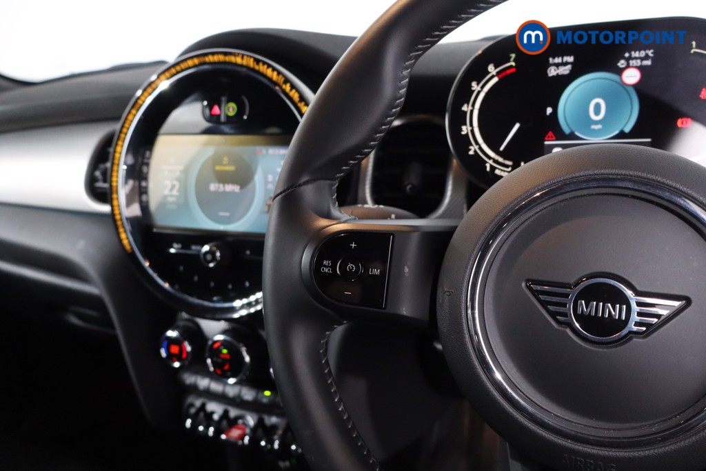 Mini Hatchback Cooper Exclusive Automatic Petrol Hatchback - Stock Number (1634613) - 20th supplementary image