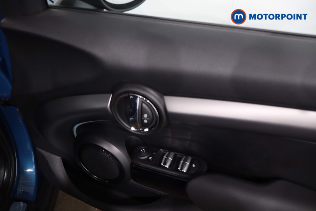 Mini Hatchback Cooper Exclusive Automatic Petrol Hatchback - Stock Number (1634613) - 26th supplementary image