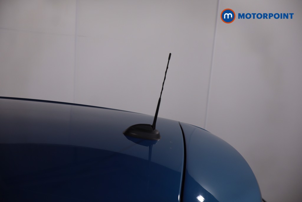 Mini Hatchback Cooper Exclusive Automatic Petrol Hatchback - Stock Number (1634613) - 34th supplementary image