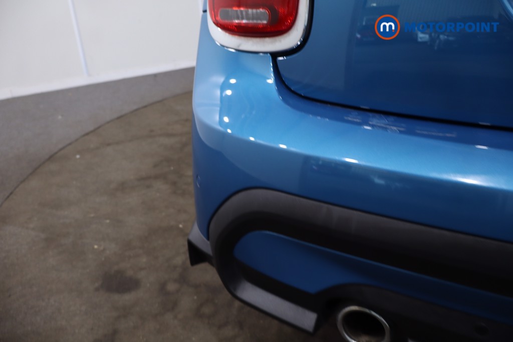 Mini Hatchback Cooper Exclusive Automatic Petrol Hatchback - Stock Number (1634613) - 38th supplementary image