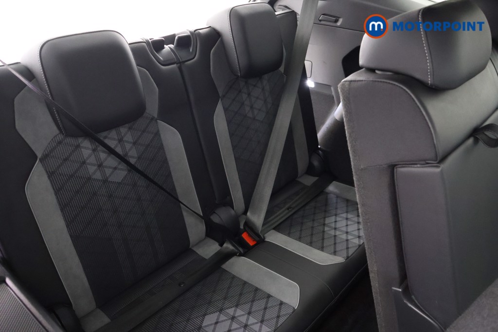 Volkswagen Tiguan Allspace R-Line Automatic Petrol SUV - Stock Number (1635144) - 19th supplementary image