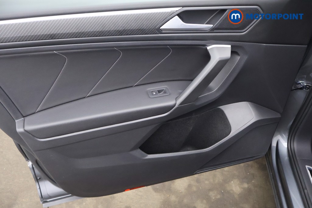 Volkswagen Tiguan Allspace R-Line Automatic Petrol SUV - Stock Number (1635144) - 23rd supplementary image