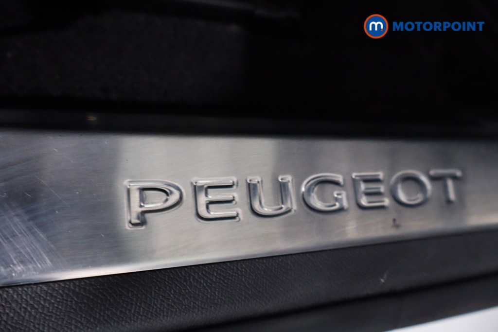 Peugeot 3008 Gt Line Premium Automatic Petrol SUV - Stock Number (1635616) - 23rd supplementary image