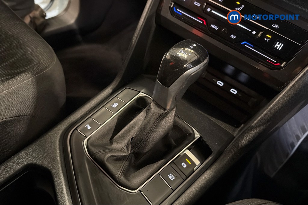 Volkswagen Tiguan Allspace Life Automatic Petrol SUV - Stock Number (1635661) - 15th supplementary image