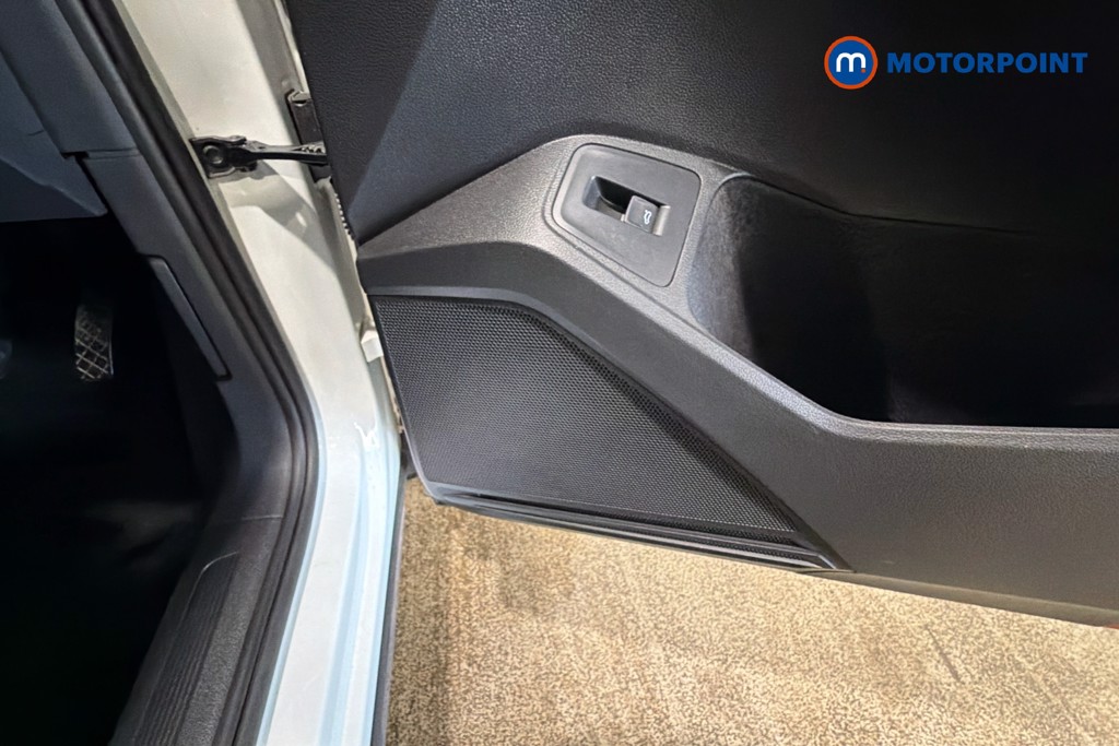 Volkswagen Tiguan Allspace Life Automatic Petrol SUV - Stock Number (1635661) - 21st supplementary image