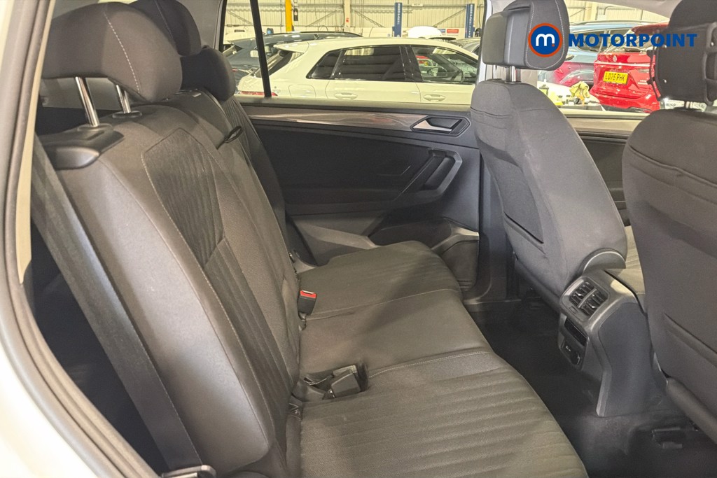 Volkswagen Tiguan Allspace Life Automatic Petrol SUV - Stock Number (1635661) - 28th supplementary image