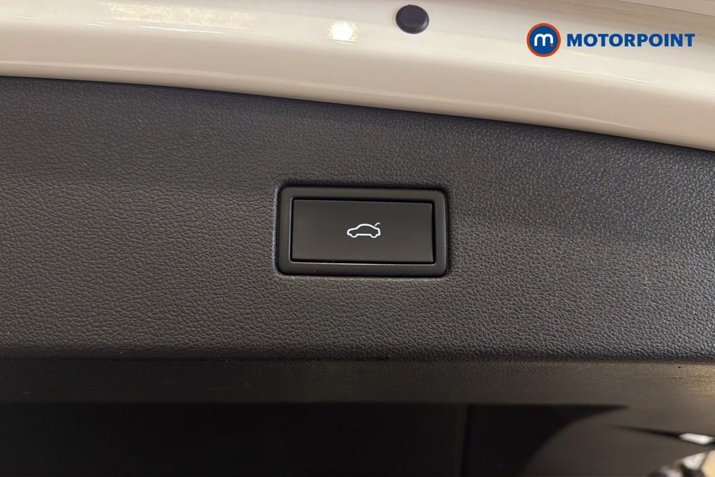 Volkswagen Tiguan Allspace Life Automatic Petrol SUV - Stock Number (1635661) - 35th supplementary image