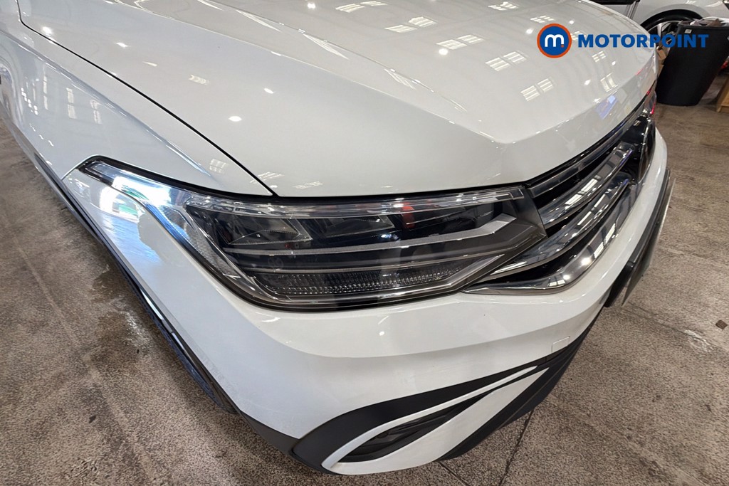 Volkswagen Tiguan Allspace Life Automatic Petrol SUV - Stock Number (1635661) - 44th supplementary image