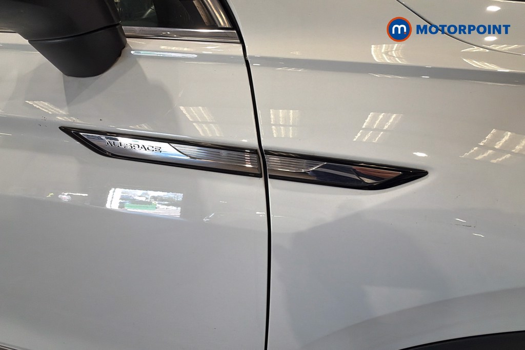 Volkswagen Tiguan Allspace Life Automatic Petrol SUV - Stock Number (1635661) - 46th supplementary image