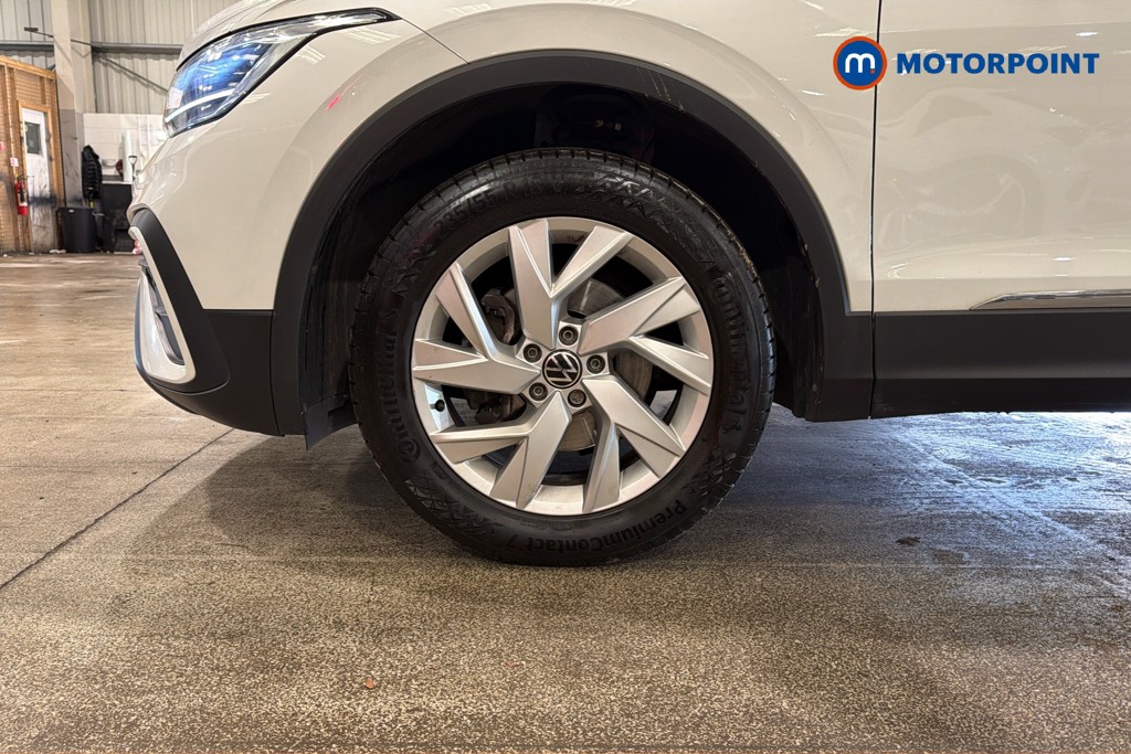 Volkswagen Tiguan Allspace Life Automatic Petrol SUV - Stock Number (1635661) - 47th supplementary image