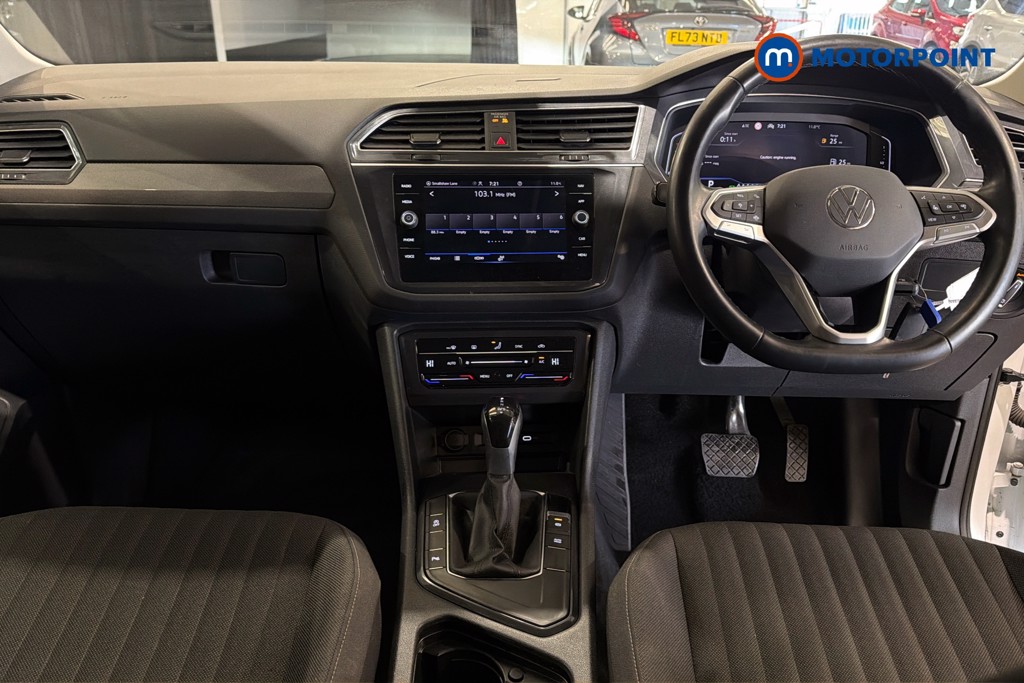 Volkswagen Tiguan Allspace Life Automatic Petrol SUV - Stock Number (1635661) - 1st supplementary image