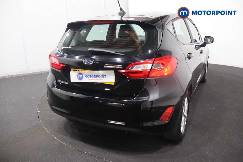 Ford Fiesta Zetec Manual Petrol Hatchback - Stock Number (1636365) - 2nd supplementary image