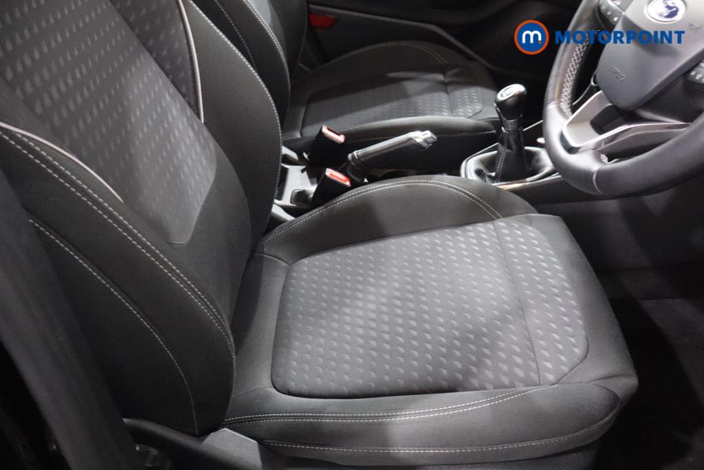 Ford Fiesta Zetec Manual Petrol Hatchback - Stock Number (1636365) - 10th supplementary image