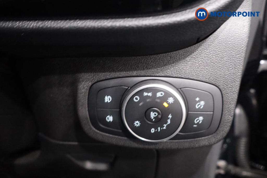 Ford Fiesta Zetec Manual Petrol Hatchback - Stock Number (1636365) - 11th supplementary image