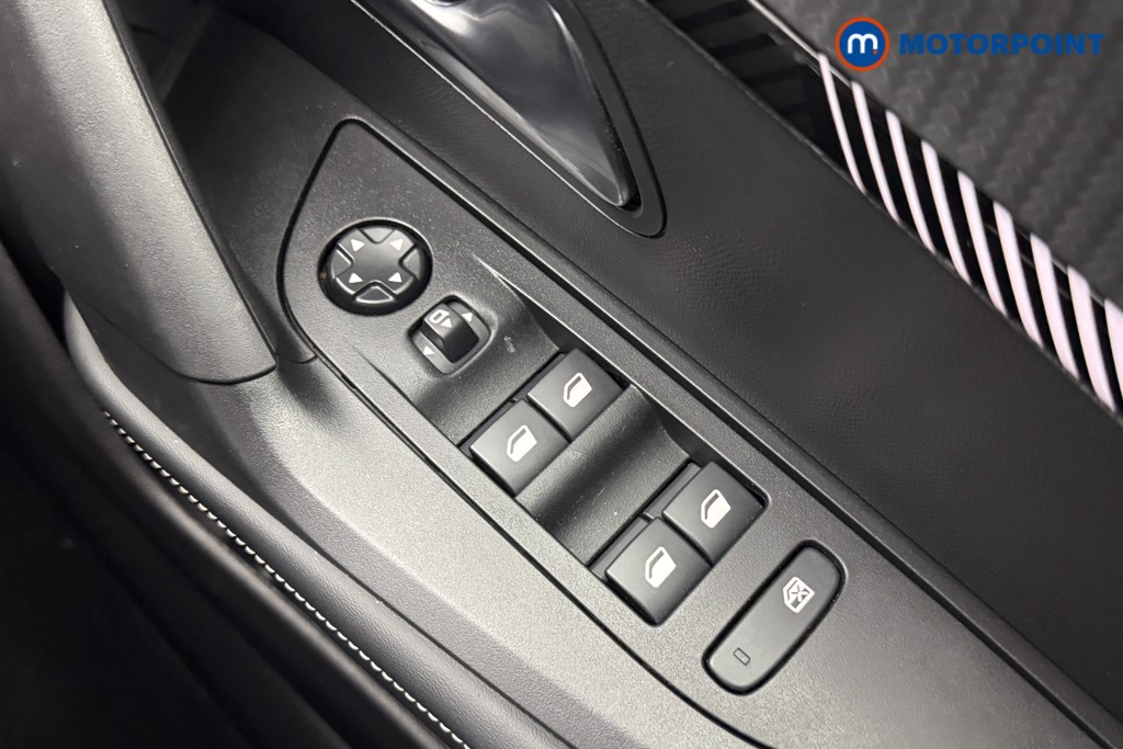 Peugeot 2008 Allure Manual Petrol SUV - Stock Number (1636574) - 10th supplementary image