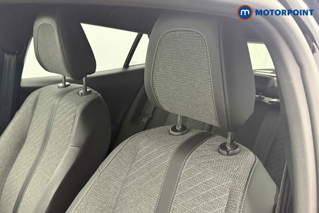 Peugeot 2008 Allure Manual Petrol SUV - Stock Number (1636574) - 18th supplementary image