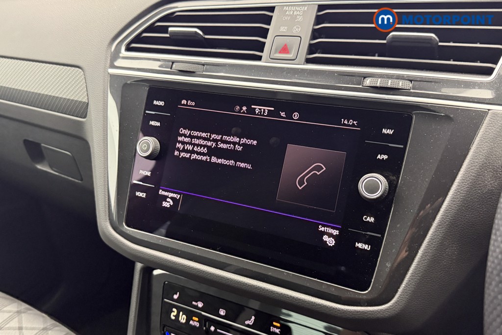 Volkswagen Tiguan R-Line Automatic Petrol SUV - Stock Number (1636591) - 10th supplementary image