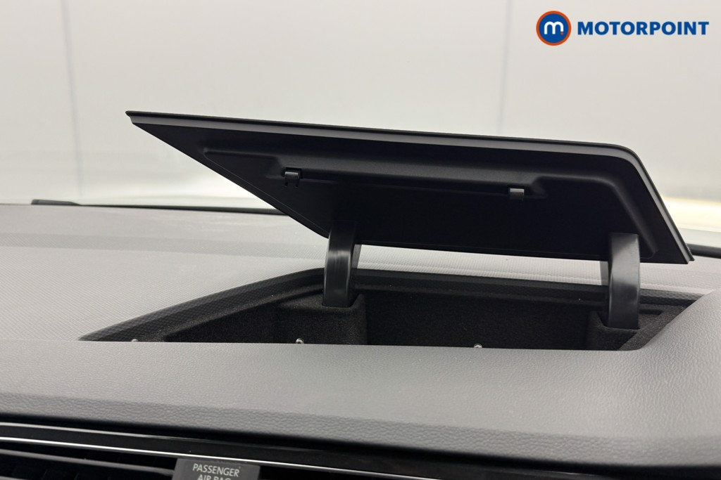 Volkswagen Tiguan R-Line Automatic Petrol SUV - Stock Number (1636591) - 12th supplementary image