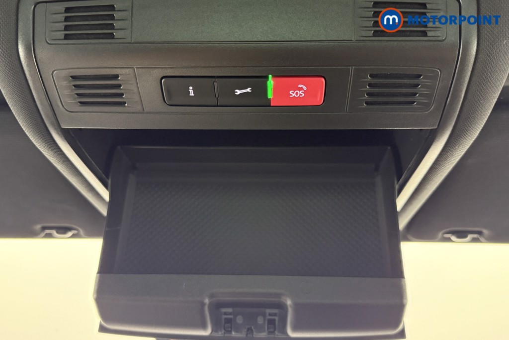 Volkswagen Tiguan R-Line Automatic Petrol SUV - Stock Number (1636591) - 14th supplementary image