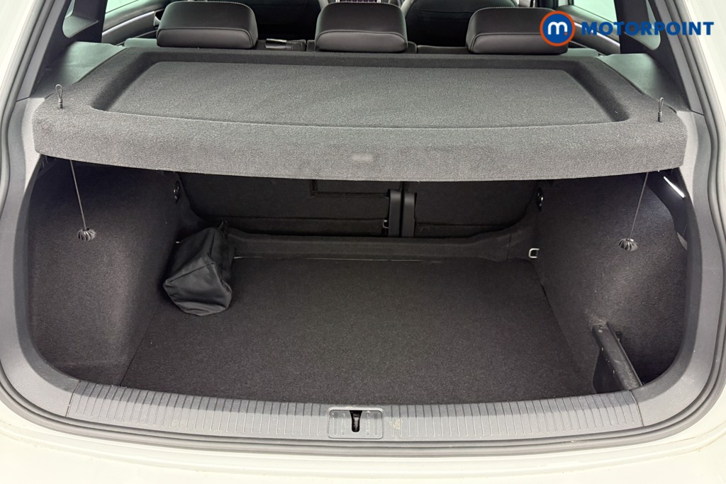 Volkswagen Tiguan R-Line Automatic Petrol SUV - Stock Number (1636591) - 27th supplementary image