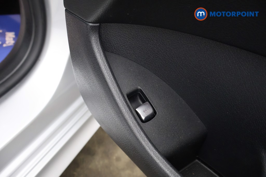 Mercedes-Benz E Class Amg Line Automatic Petrol Coupe - Stock Number (1636629) - 22nd supplementary image