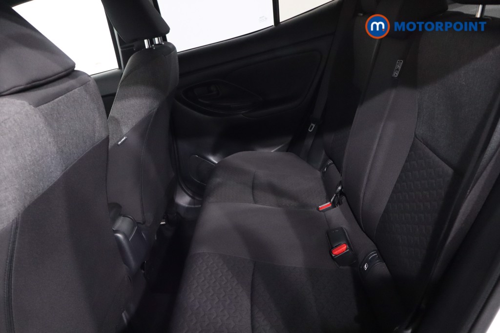 Toyota Yaris Cross Design Automatic Petrol-Electric Hybrid Estate - Stock Number (1636646) - 5th supplementary image