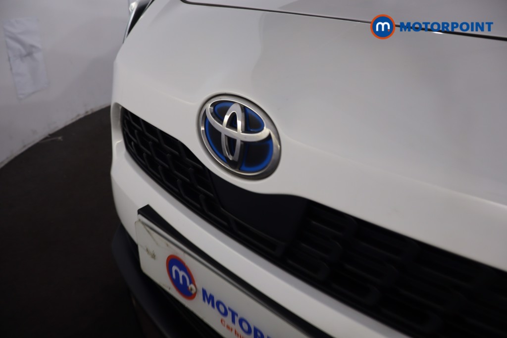 Toyota Yaris Cross Design Automatic Petrol-Electric Hybrid Estate - Stock Number (1636646) - 32nd supplementary image