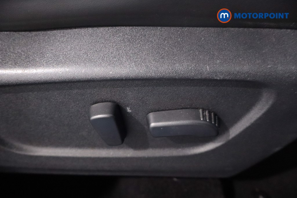 Nissan Qashqai N-Motion Automatic Petrol SUV - Stock Number (1636849) - 24th supplementary image