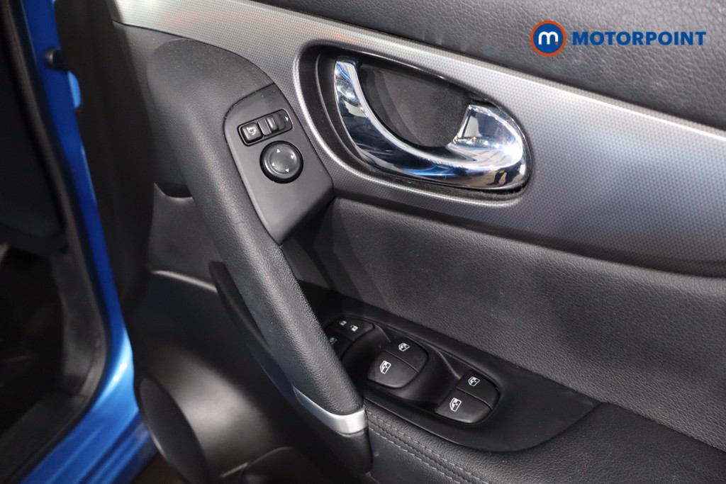 Nissan Qashqai N-Motion Automatic Petrol SUV - Stock Number (1636849) - 26th supplementary image