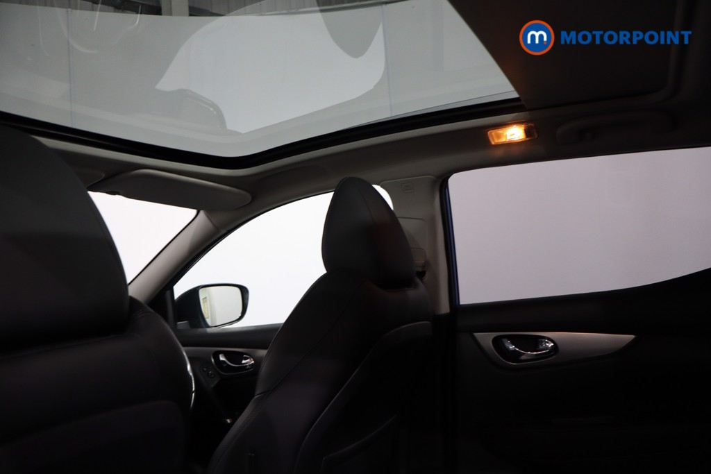 Nissan Qashqai N-Motion Automatic Petrol SUV - Stock Number (1636849) - 29th supplementary image
