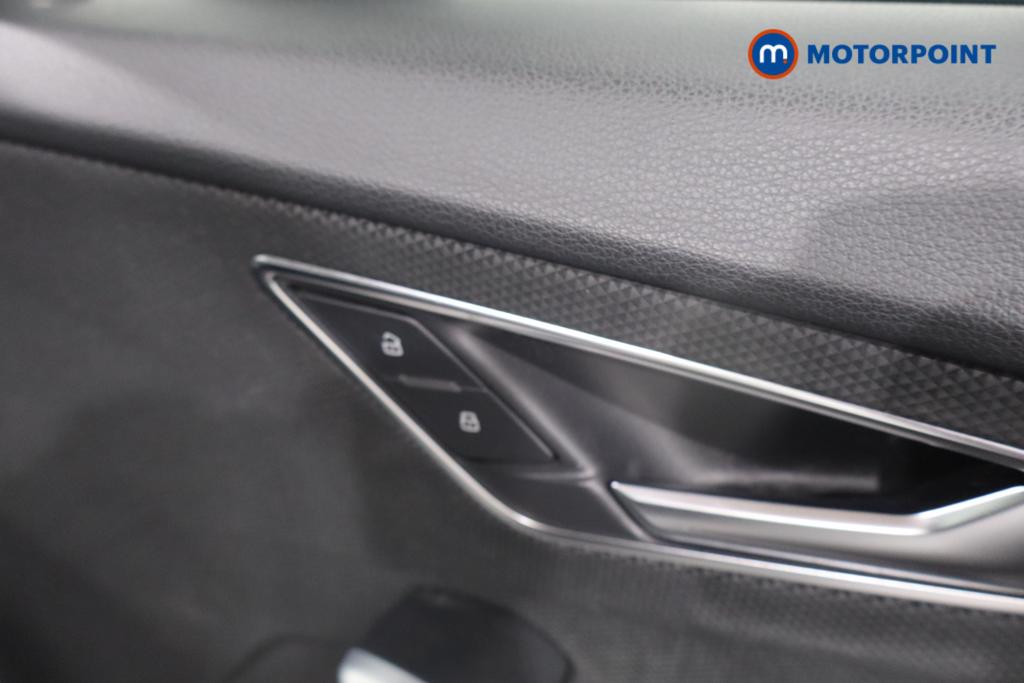 Audi Q2 Black Edition Manual Petrol SUV - Stock Number (1636894) - 11th supplementary image