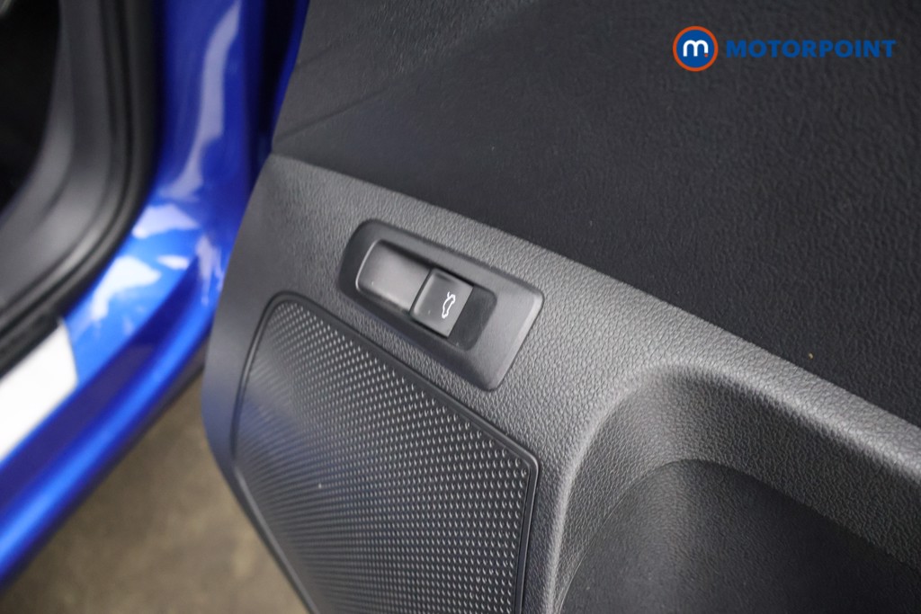 Skoda Karoq Sportline Edition Automatic Petrol SUV - Stock Number (1636984) - 22nd supplementary image