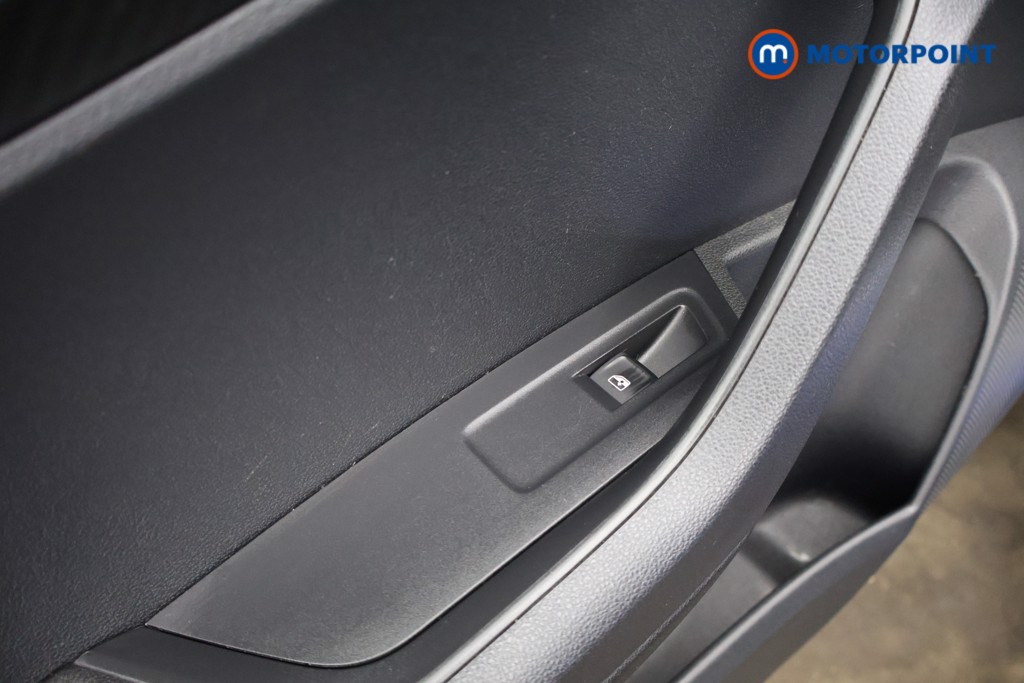 Skoda Karoq Sportline Edition Automatic Petrol SUV - Stock Number (1636984) - 38th supplementary image