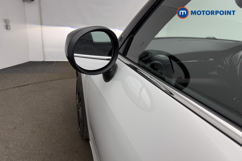 Mini Hatchback Cooper Sport Manual Petrol Hatchback - Stock Number (1637007) - 26th supplementary image