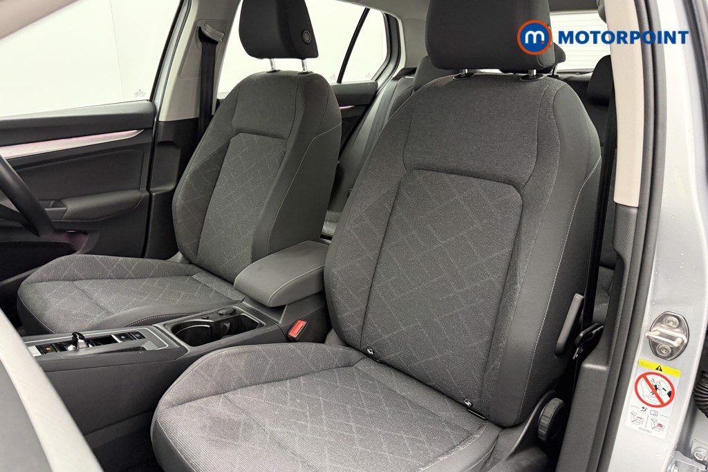 Volkswagen Golf Life Automatic Petrol Hatchback - Stock Number (1637350) - 2nd supplementary image