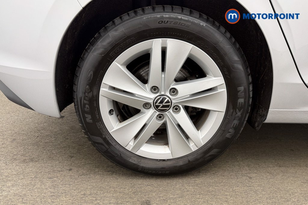 Volkswagen Golf Life Automatic Petrol Hatchback - Stock Number (1637350) - 23rd supplementary image