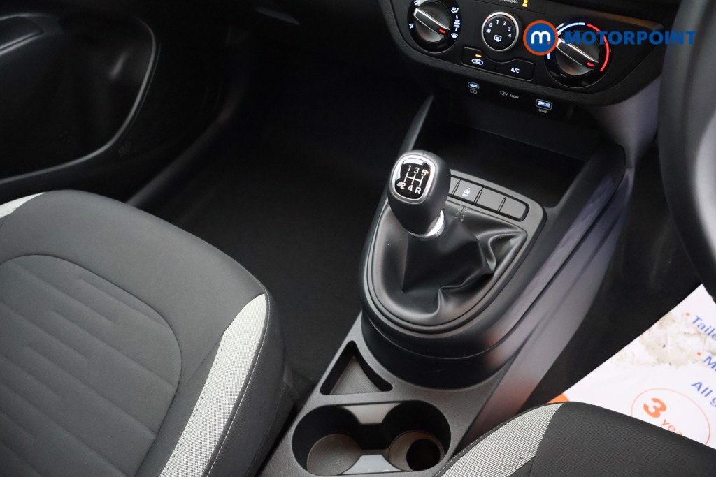 Hyundai I10 Advance Manual Petrol Hatchback - Stock Number (1637361) - 12th supplementary image