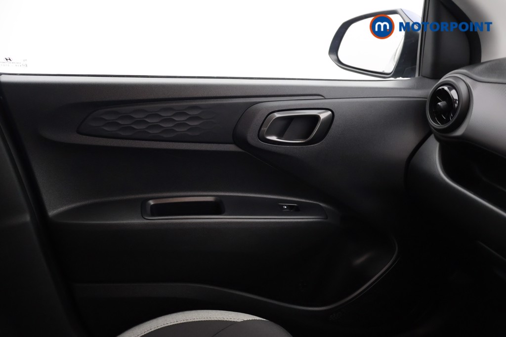 Hyundai I10 Advance Manual Petrol Hatchback - Stock Number (1637361) - 14th supplementary image