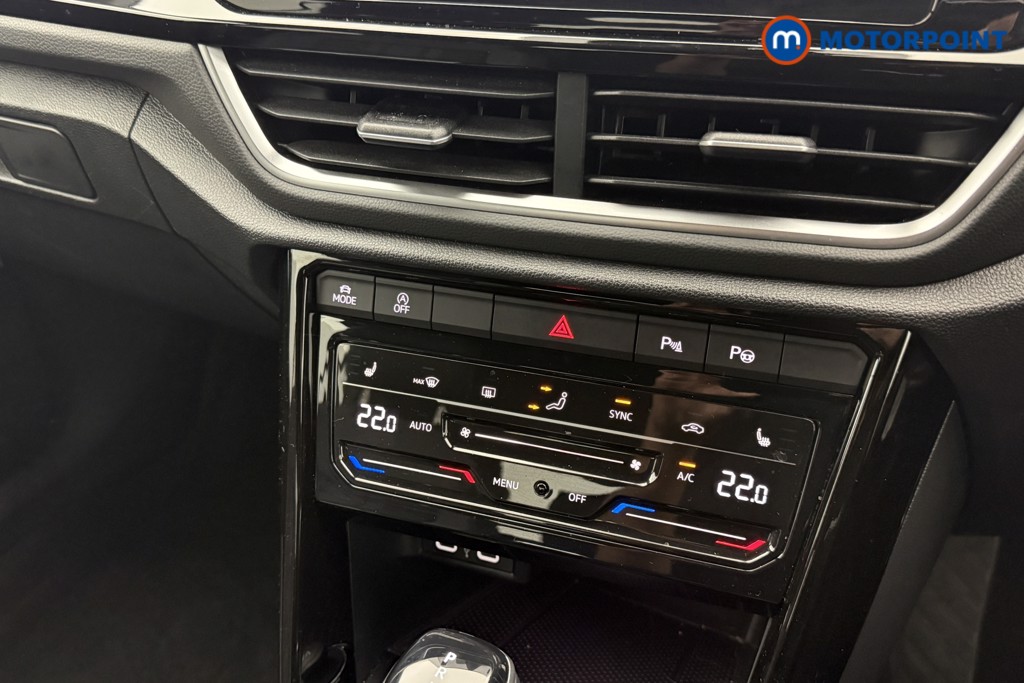 Volkswagen T-Roc R-Line Automatic Petrol SUV - Stock Number (1637868) - 5th supplementary image