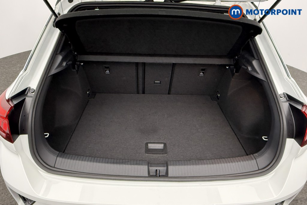Volkswagen T-Roc R-Line Automatic Petrol SUV - Stock Number (1637868) - 27th supplementary image