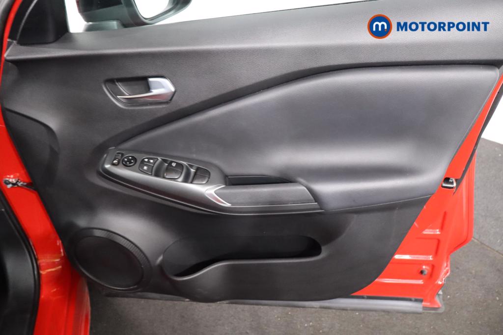 Nissan Juke Acenta Premium Manual Petrol SUV - Stock Number (1616742) - 11th supplementary image