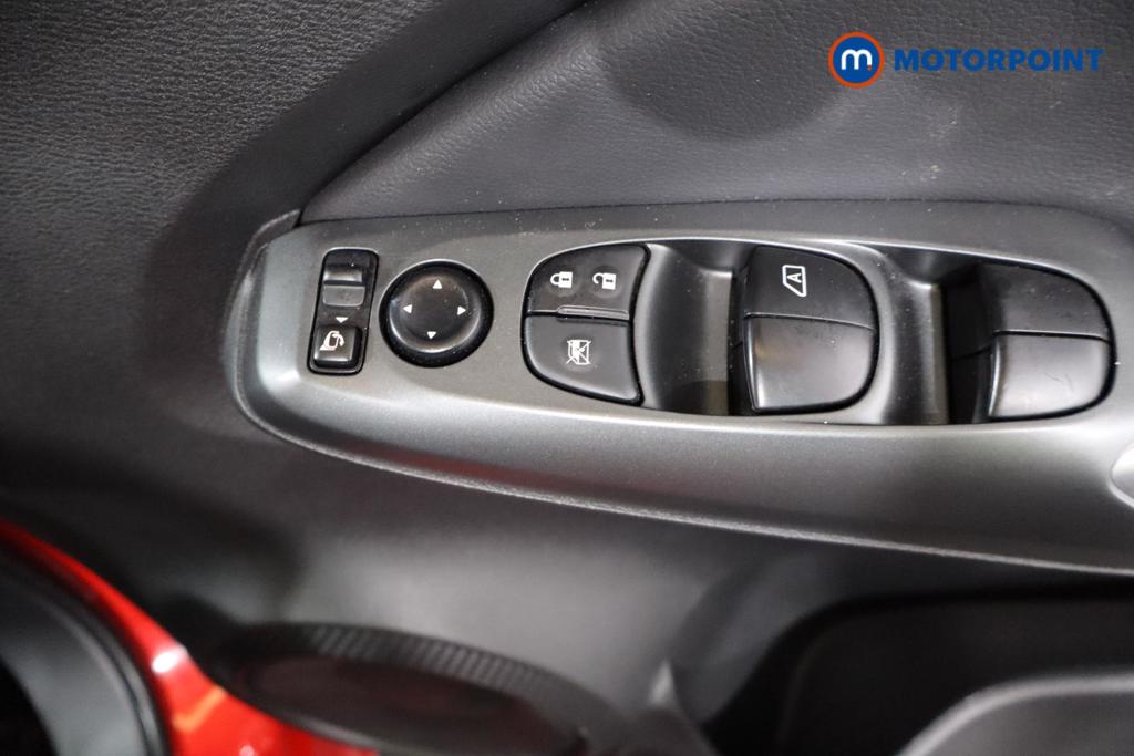 Nissan Juke Acenta Premium Manual Petrol SUV - Stock Number (1616742) - 12th supplementary image