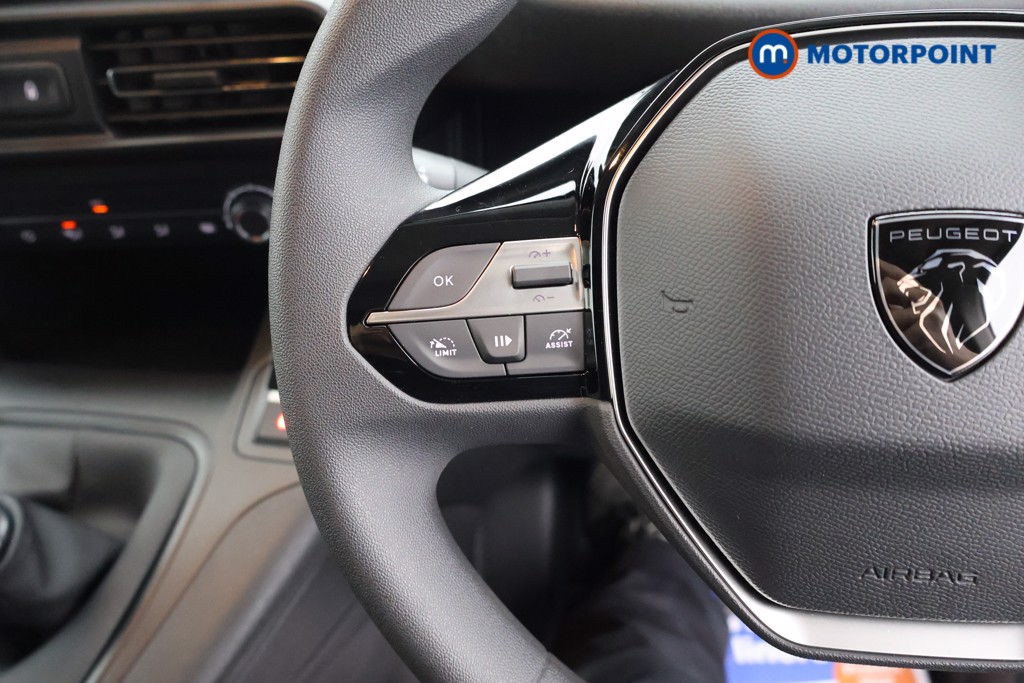 Peugeot Partner Professional Plus Manual Diesel Panel Van - Stock Number (1618463) - 2nd supplementary image